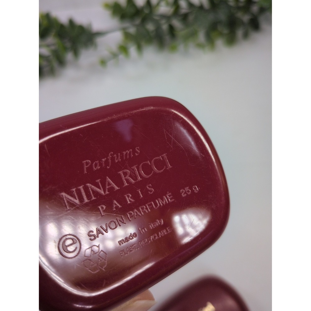 LOT2😍Vintage Nina Ricci Signoricci Hotel Soap 25g Travel Mini Bar Soap Perfumed - Picture 7 of 8